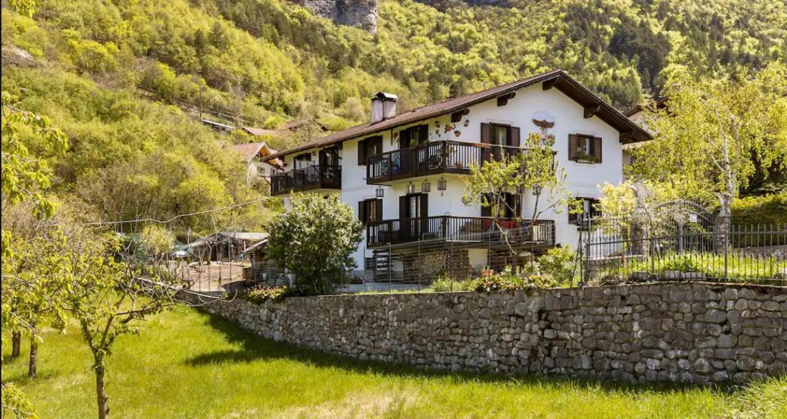 B&B Haus Senter Trambileno Екстериор снимка